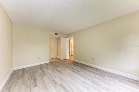 Condominio en alquiler en Bradenton, Florida, 2 dormitorios, 97.55 m2 № 1908855 - foto 13