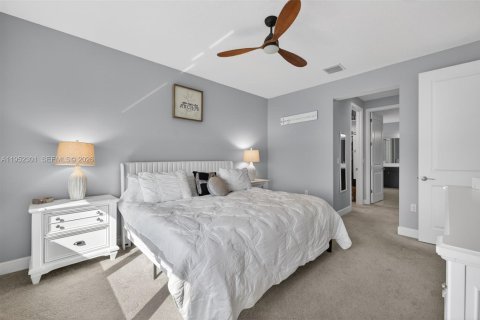 Casa en venta en Port St. Lucie, Florida, 3 dormitorios, 162.86 m2 № 2006642 - foto 15