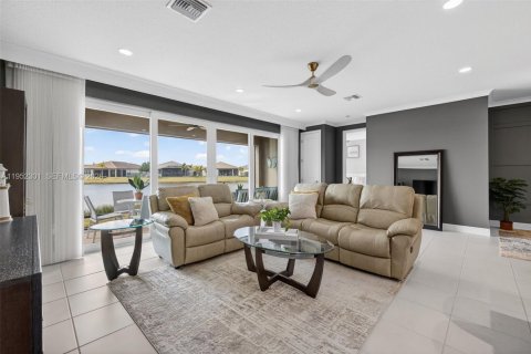 Casa en venta en Port St. Lucie, Florida, 3 dormitorios, 162.86 m2 № 2006642 - foto 10