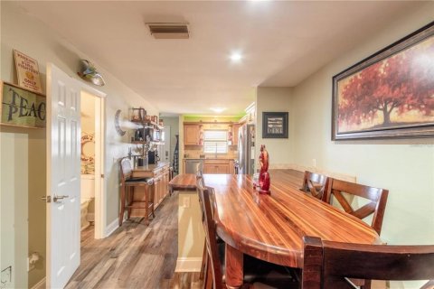 Villa ou maison à vendre à New Smyrna Beach, Floride: 2 chambres, 149.39 m2 № 1734897 - photo 9