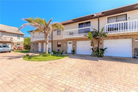 Villa ou maison à vendre à New Smyrna Beach, Floride: 2 chambres, 149.39 m2 № 1734897 - photo 2