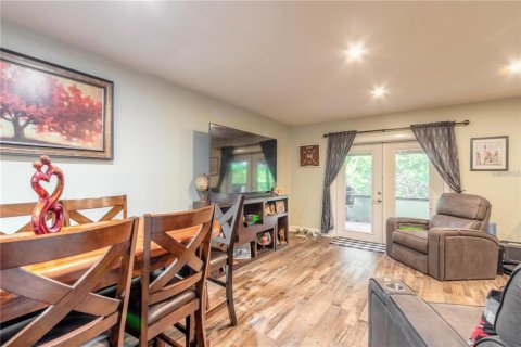 Villa ou maison à vendre à New Smyrna Beach, Floride: 2 chambres, 149.39 m2 № 1734897 - photo 10