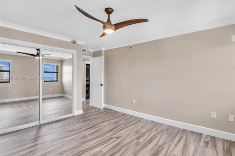 Copropriété à vendre à Hollywood, Floride: 3 chambres, 184.88 m2 № 2181274 - photo 28