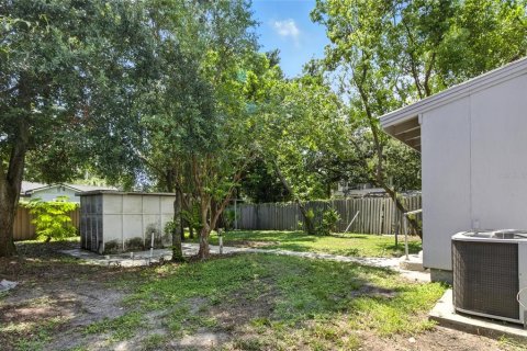 House in Tampa, Florida 3 bedrooms, 96.25 sq.m. № 1909829 - photo 25