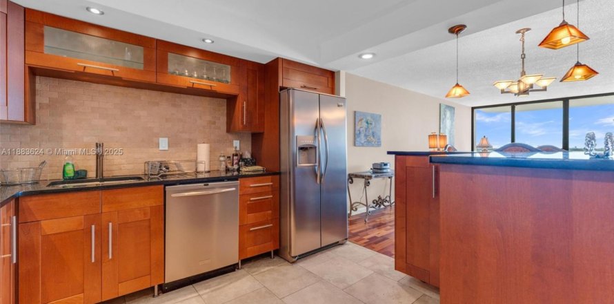Condo à Aventura, Floride, 1 chambre № 1930116