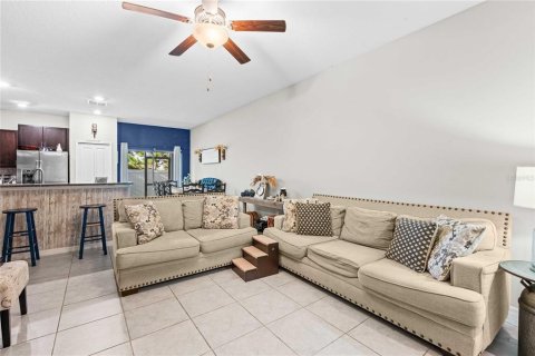 Adosado en venta en Sun City Center, Florida, 3 dormitorios, 154.5 m2 № 1871019 - foto 13