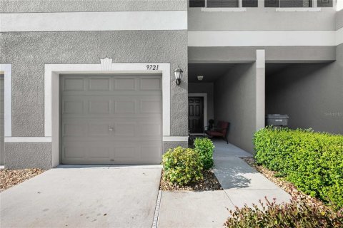 Adosado en venta en Sun City Center, Florida, 3 dormitorios, 154.5 m2 № 1871019 - foto 2