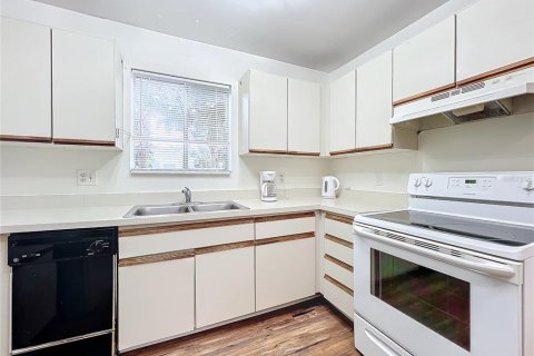 Condo in Orlando, Florida, 3 bedrooms  № 2148251 - photo 23
