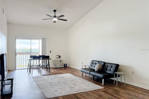 Condo in Orlando, Florida, 3 bedrooms  № 2148251 - photo 7