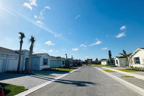 Apartment in Delray Beach, Florida 2 bedrooms, 122.54 sq.m. № 2083211 - photo 18