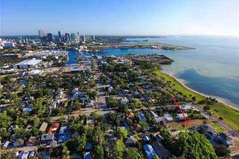 Купить виллу или дом в Сент-Питерсберг, Флорида 6 комнат, 312.62м2, № 2277925 - фото 5