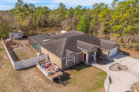 House in Weeki Wachee, Florida 3 bedrooms, 220.36 sq.m. № 1718504 - photo 3