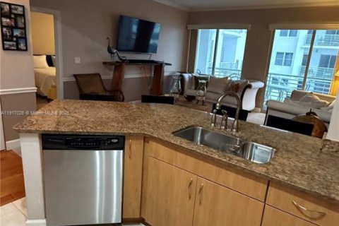 Condominio en venta en Hollywood, Florida, 2 dormitorios, 108.14 m2 № 1973971 - foto 18