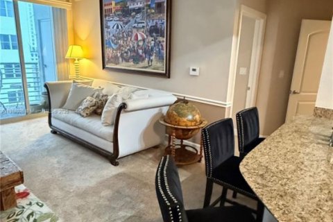 Condominio en venta en Hollywood, Florida, 2 dormitorios, 108.14 m2 № 1973971 - foto 14