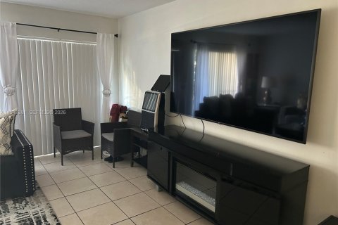 Снять в аренду кондоминиум в Хайалиа, Флорида 2 спальни, 112.41м2, № 2003629 - фото 7