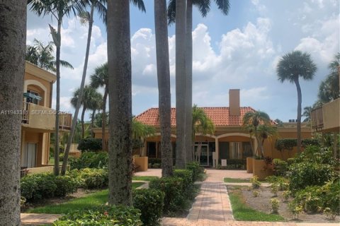 Снять в аренду кондоминиум в Хайалиа, Флорида 2 спальни, 112.41м2, № 2003629 - фото 30