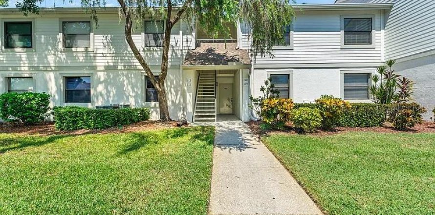 Condo in Oldsmar, Florida, 2 bedrooms  № 2167498