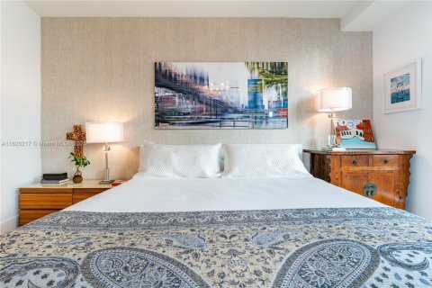 Condo in Miami, Florida, 1 bedroom № 1935679 - photo 24