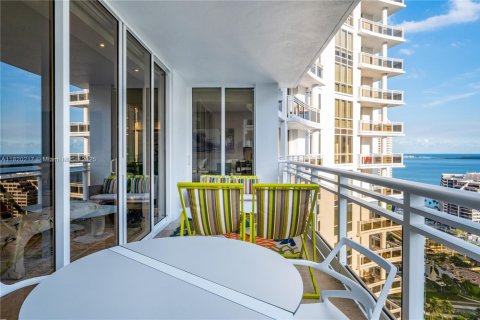 Condo in Miami, Florida, 1 bedroom № 1935679 - photo 4