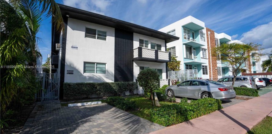 Estudio en Miami Beach, Florida № 1887986