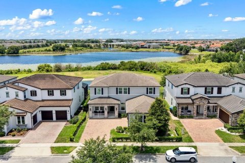 Casa en venta en Winter Garden, Florida, 6 dormitorios, 366.22 m2 № 2102157 - foto 4