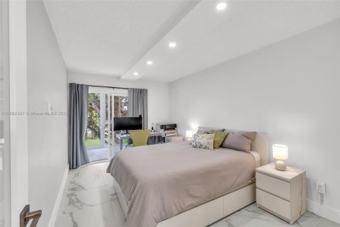 Condominio en venta en Deerfield Beach, Florida, 2 dormitorios, 79.9 m2 № 1978285 - foto 20