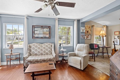 Casa en venta en Melbourne Beach, Florida, 6 dormitorios, 240.25 m2 № 2181669 - foto 20