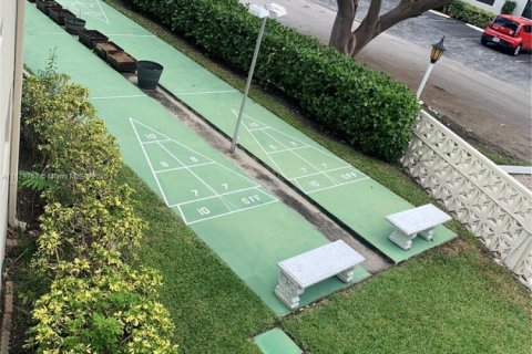 Condo in Lighthouse Point, Florida, 1 bedroom  № 1981505 - photo 14