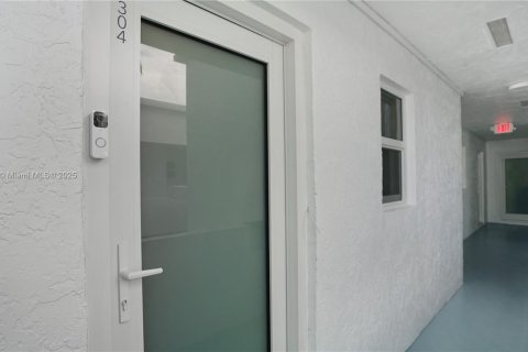 Condominio en venta en Miami Beach, Florida, 1 dormitorio, 61.32 m2 № 1977510 - foto 13