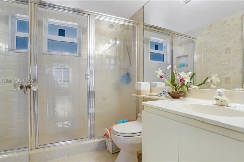Condominio en venta en Miami Beach, Florida, 1 dormitorio, 61.32 m2 № 1977510 - foto 7