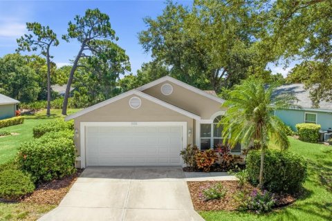 House in Sarasota, Florida 3 bedrooms, 117.43 sq.m. № 2167457 - photo 3