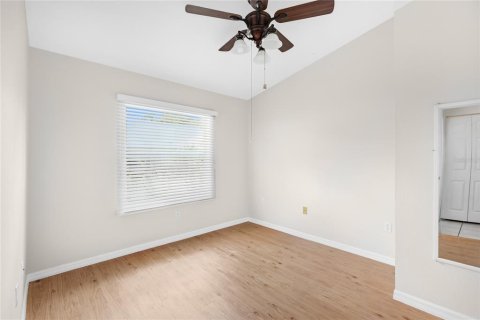 House in Sarasota, Florida 3 bedrooms, 117.43 sq.m. № 2167457 - photo 23