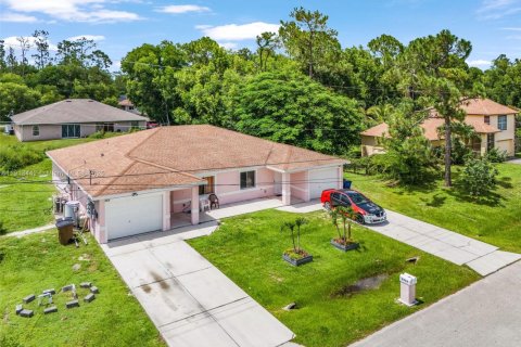 Снять в аренду виллу или дом в Лихай-Эйкерс, Флорида 3 спальни, № 1973640 - фото 28