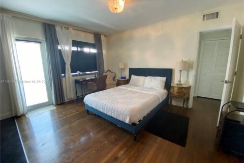 Immobilier commercial à vendre à Miami Beach, Floride: 484.21 m2 № 1890235 - photo 18