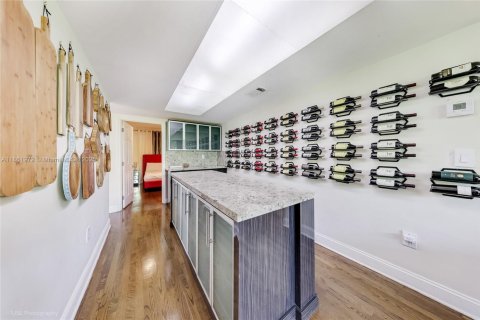 Immobilier commercial à vendre à Miami Beach, Floride: 484.21 m2 № 1890235 - photo 8