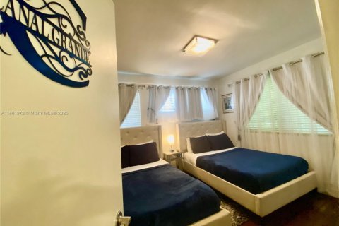 Immobilier commercial à vendre à Miami Beach, Floride: 484.21 m2 № 1890235 - photo 20