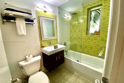 Immobilier commercial à vendre à Miami Beach, Floride: 484.21 m2 № 1890235 - photo 22