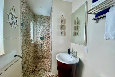 Immobilier commercial à vendre à Miami Beach, Floride: 484.21 m2 № 1890235 - photo 24