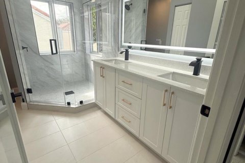 Villa ou maison à vendre à Hollywood, Floride: 3 chambres, 137.4 m2 № 2397335 - photo 27