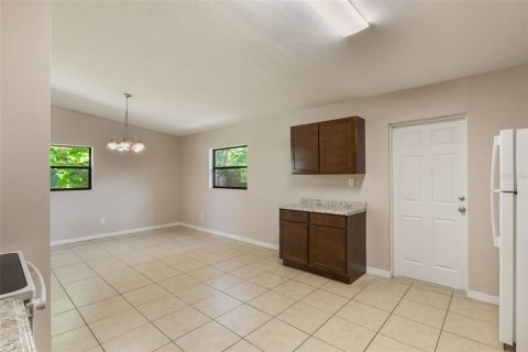 House in Sanford, Florida 3 bedrooms, 132.01 sq.m. № 1842055 - photo 7