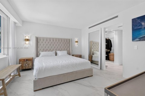 Condo in Miami Beach, Florida, 3 bedrooms № 2185947 - photo 11