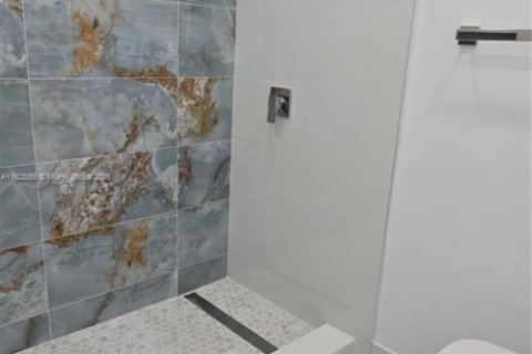 Villa ou maison à vendre à Miami, Floride: 3 chambres, 110.09 m2 № 1975985 - photo 22