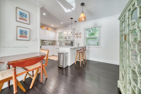 Condominio en venta en Miami, Florida, 2 dormitorios, 74.32 m2 № 1993368 - foto 3