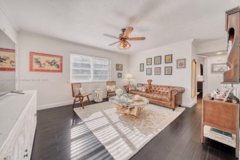 Condominio en venta en Miami, Florida, 2 dormitorios, 74.32 m2 № 1993368 - foto 8