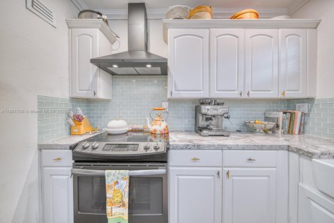 Condominio en venta en Miami, Florida, 2 dormitorios, 74.32 m2 № 1993368 - foto 4