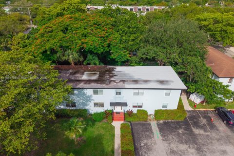 Condominio en venta en Miami, Florida, 2 dormitorios, 74.32 m2 № 1993368 - foto 26