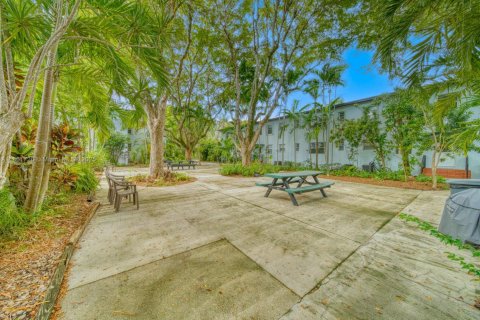 Condominio en venta en Miami, Florida, 2 dormitorios, 74.32 m2 № 1993368 - foto 22