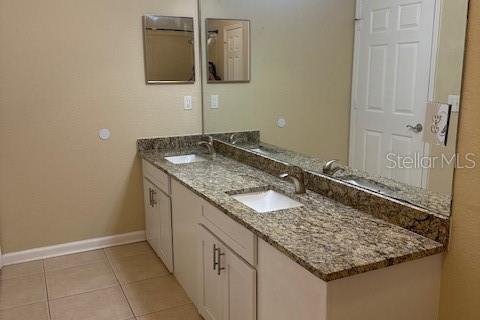 Condominio en alquiler en Orlando, Florida, 3 dormitorios, 130.81 m2 № 1858451 - foto 15