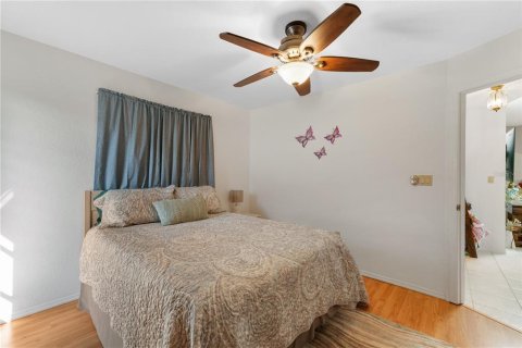 House in Punta Gorda, Florida 3 bedrooms, 123.93 sq.m. № 1565262 - photo 18
