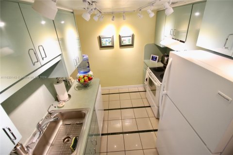 Copropriété à vendre à Miami Beach, Floride: 1 chambre, 85.47 m2 № 1937062 - photo 7